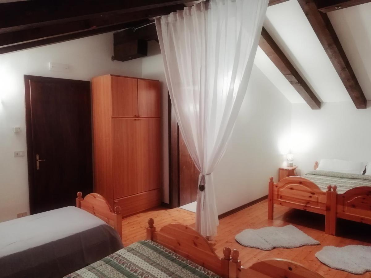 Elison-On The Lake B&B サウリス エクステリア 写真