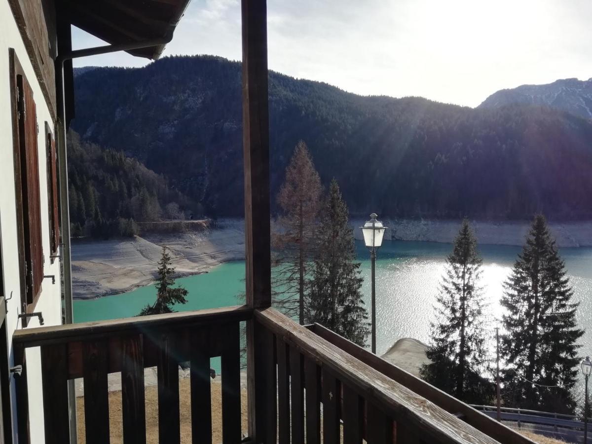 Elison-On The Lake B&B サウリス エクステリア 写真